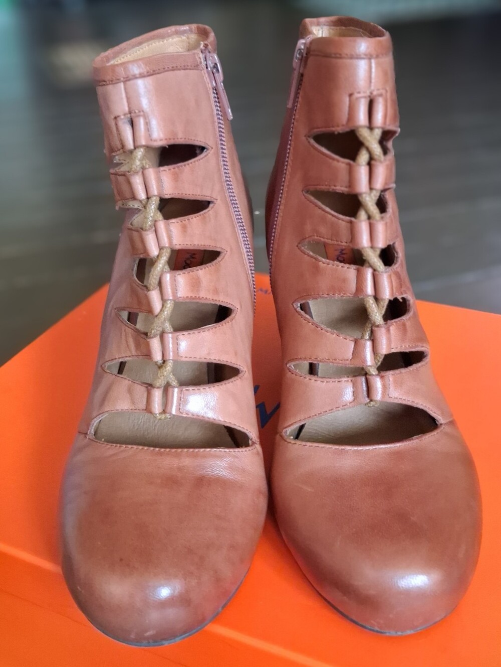 Miz Mooz Women’s Tan Leather Cutout Lace-Up Ankle Boots #3947